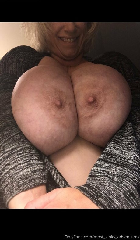 comediante onlyfans desnudos perfectos fotos