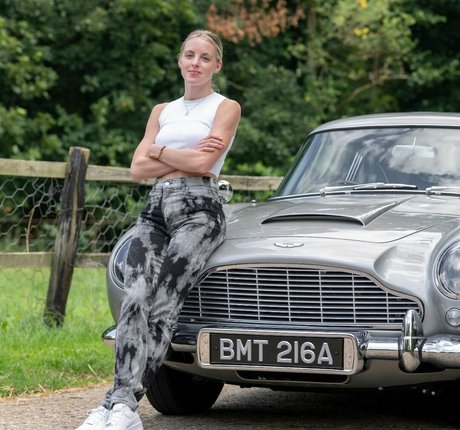 Keely Hodginkinson estrella adulta foto