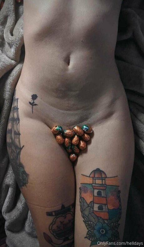 Hell Daze estrella porno superior foto