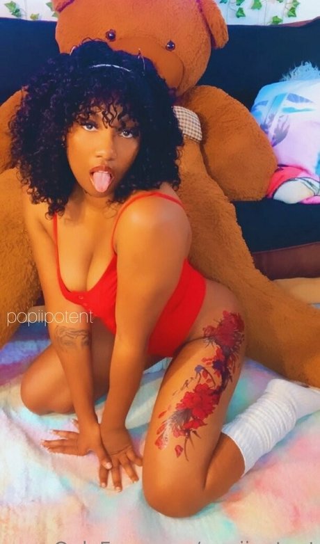 popiipotent actriz porno foto