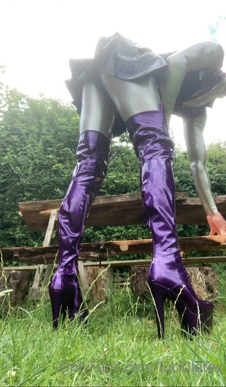 luciulatex estrella porno bonita imagen