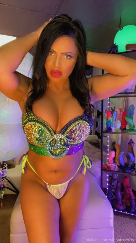 sienarosefree actriz porno fotos