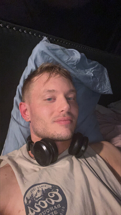 Hey_ estrella porno hermosa galería