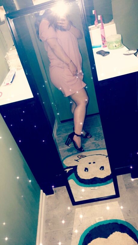 Shhhhhh hermosa modelo archivo