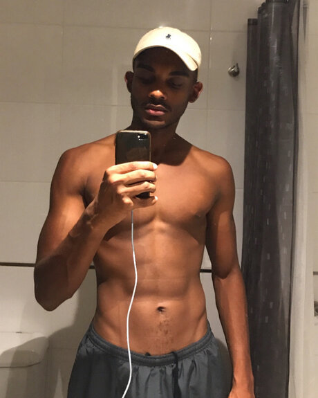 Erik actriz caliente archivo