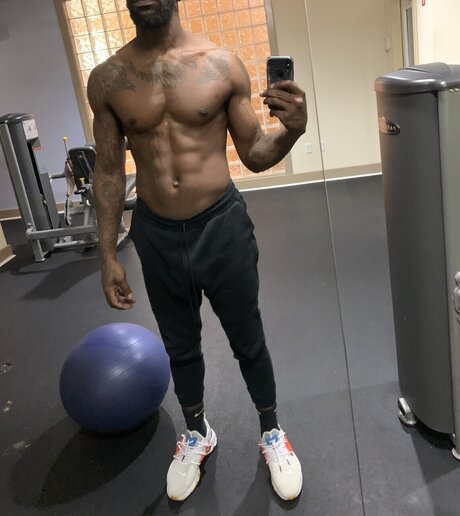 THROBINSON CRUSOE estrella porno hd galería