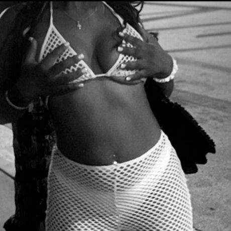 Prettyasst actriz de arte galería