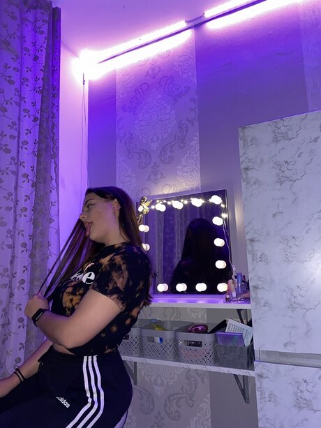 Zuza Lbzk estrella porno mejor imágenes