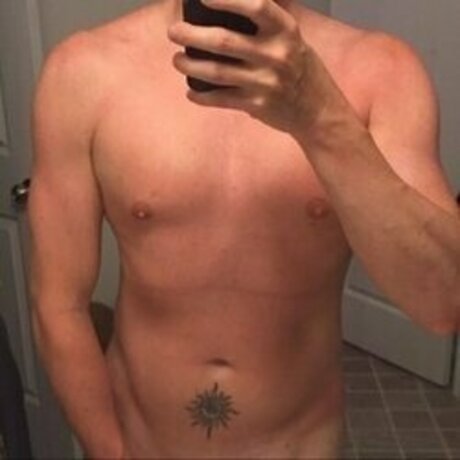 notshy 77 modelo exclusivo imágenes