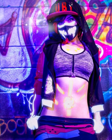 Raineemery estrella sexy foto