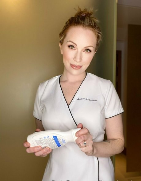 freesimwise estrella porno mejor galería