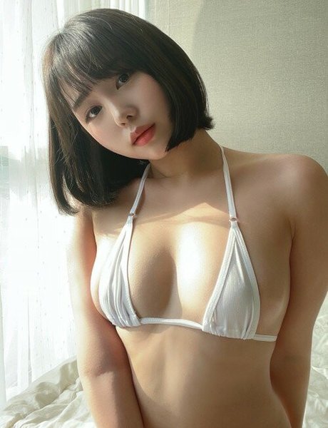 Hyerininng estrella porno en alta definición galería