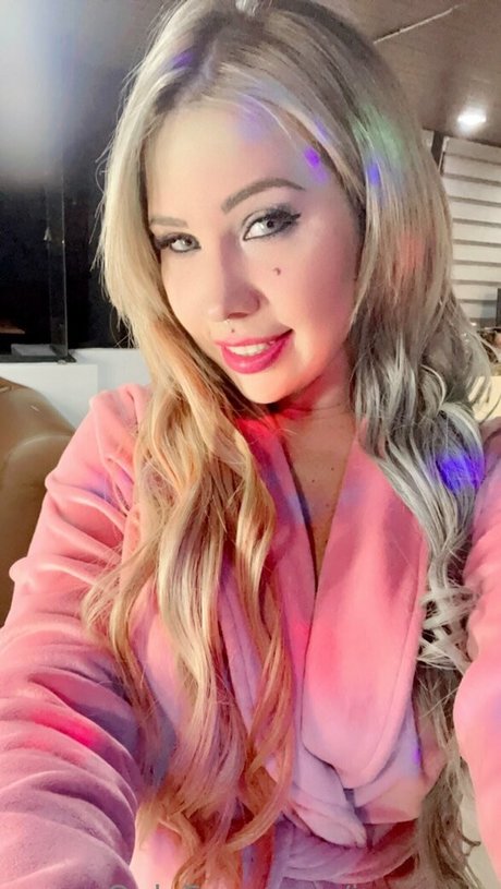 isapecas xxx estrella porno galería