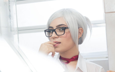 Juka Crasoves estrella porno xxx imágenes