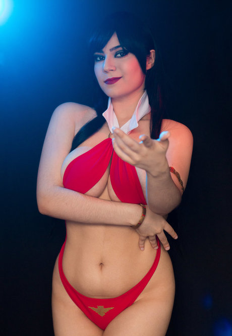 Juka Crasoves modelo agradable imágenes