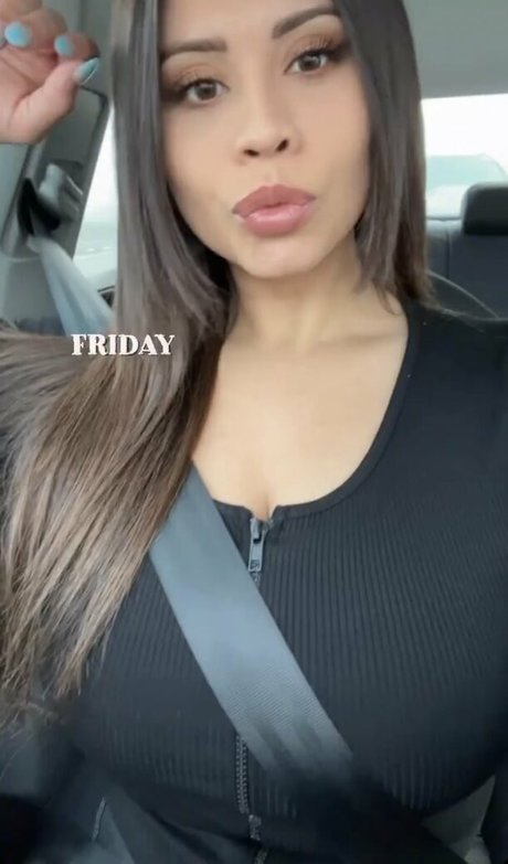 Nurse Jazz modelo desnudo imágenes