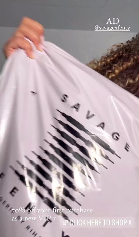 Amber Gill modelo de alta calidad galerías