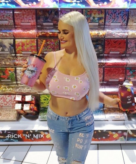 Zandra May estrella caliente galerías