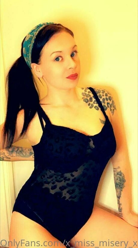 x miss misery x estrella hd galería