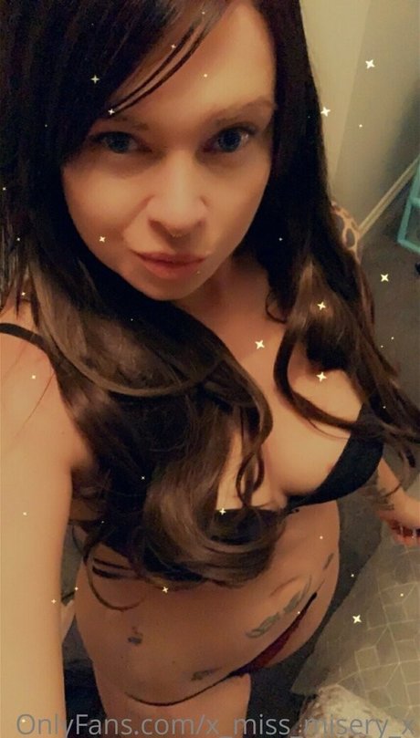 x miss misery x desnudos de estrellas porno fotos