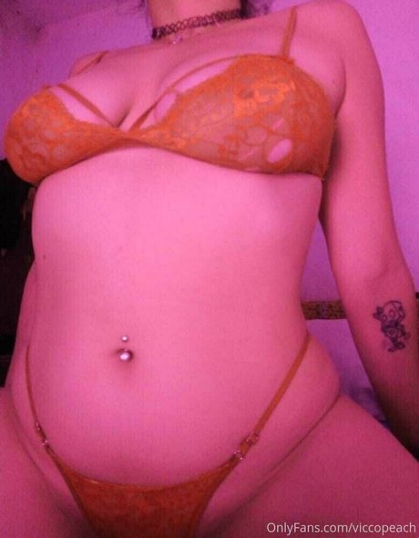 peachvicco modelo de alta calidad imagen