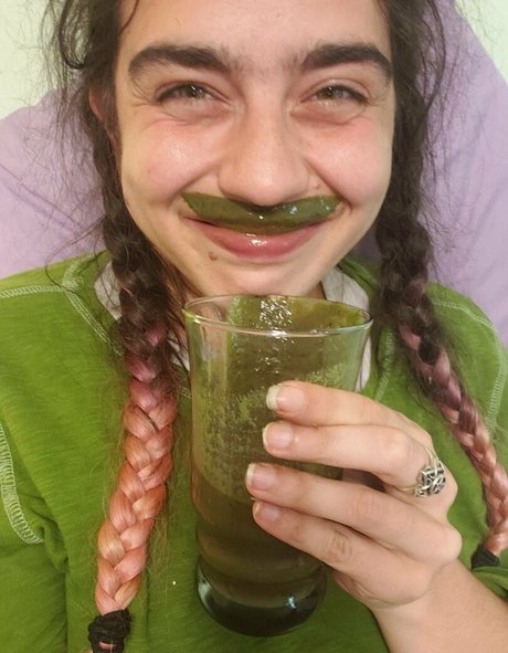 magicalswampgoblin modelo hermosa galería