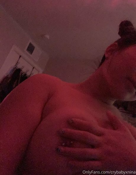 Crybabyxnina estrella porno gratis foto