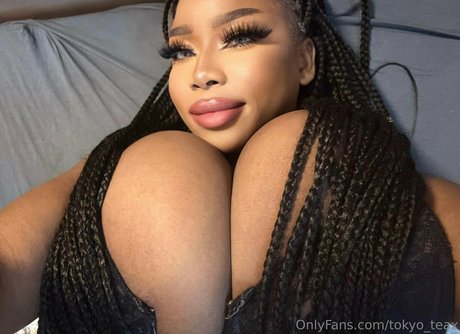 tokyo teax estrella caliente imágenes