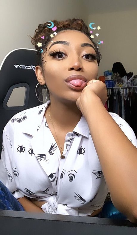 krystalogy estrella porno caliente imágenes