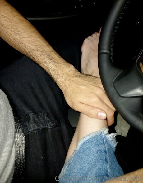 clarita feet estrella bonita foto