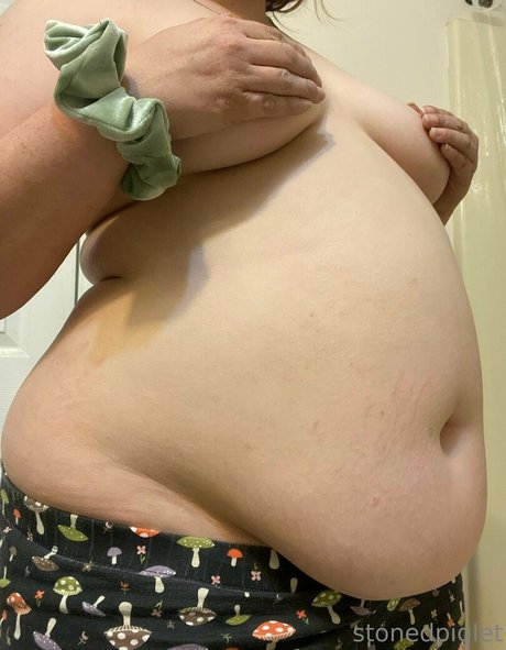 stonedpiglet estrella porno hermosa galería