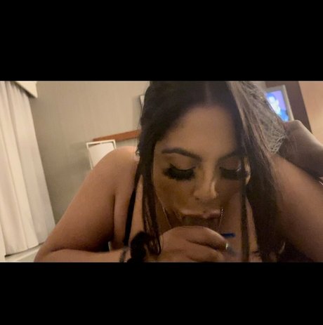 juicytube22 actriz de alta calidad imagen