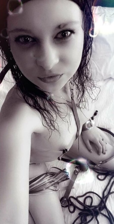 neesababyy modelo caliente imagen