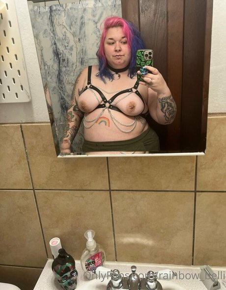 rainbowbelli estrella porno agradable foto