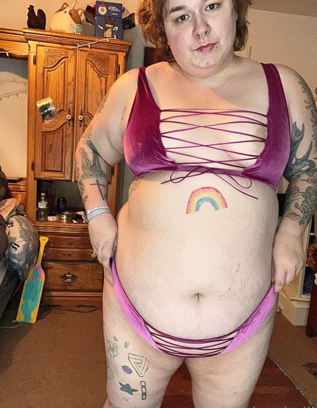 rainbowbelli desnudos de estrellas porno fotos