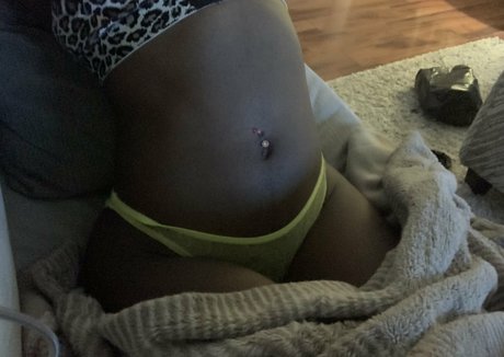 lovelykaybaby hermosa actriz archivo