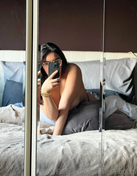 housewifediva hermosa actriz galerías