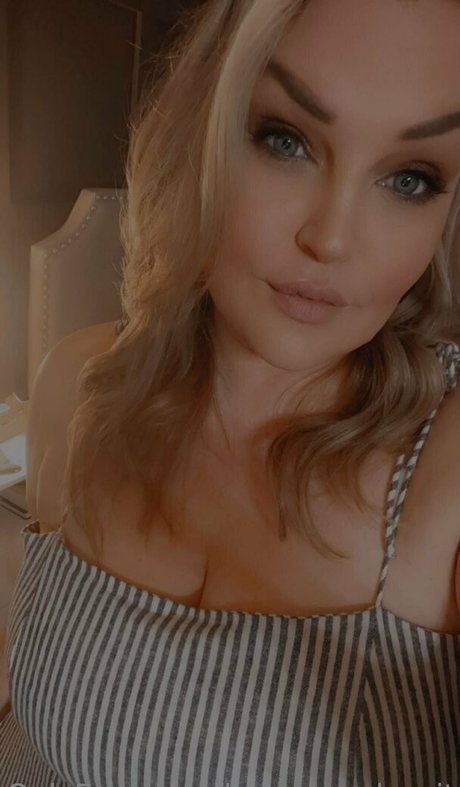 howgwendoesit estrella porno imagen