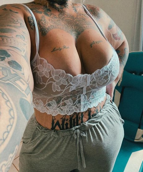 Lulu Avalloni estrella imágenes