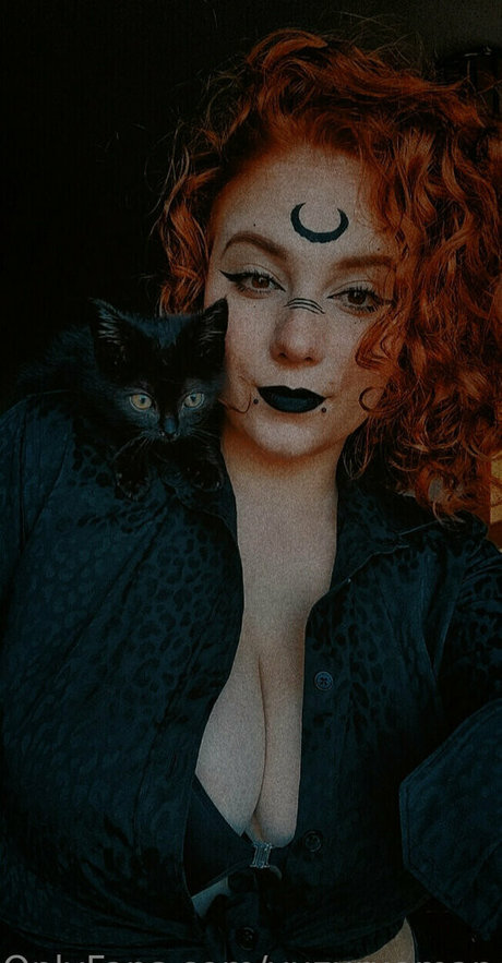 yuzuruamane estrella erótica fotos