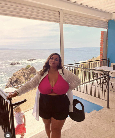 Nicole Denise Johansson estrella porno exclusiva archivo