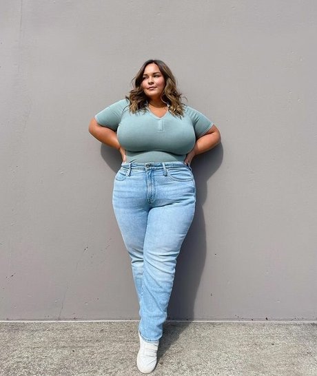 Nicole Denise Johansson modelo pornografico archivo