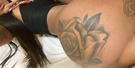 Dressa Sampaio actriz caliente galerías