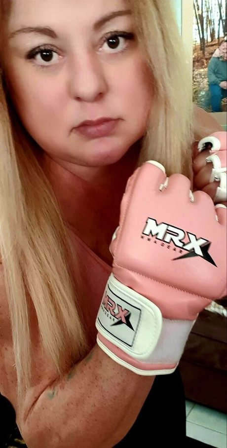 laceys muscular calves modelo sexy galería