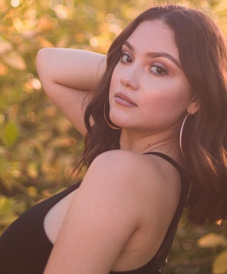 Wendy Chavez actriz de arte foto