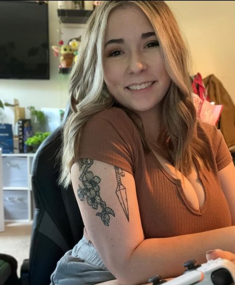 Cherrycgames desnudos estrella porno archivo