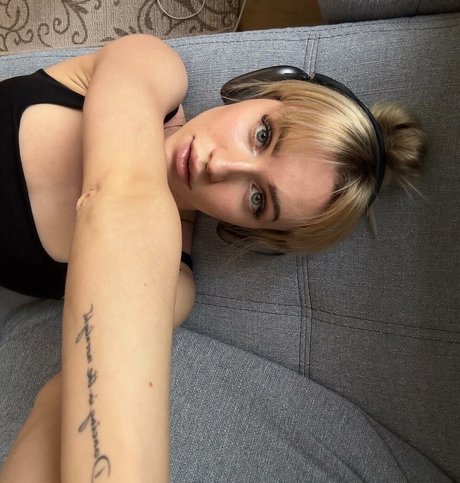 Mydirtyhobby actriz atractiva imágenes