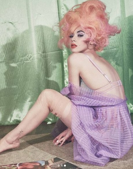 officiallymosh estrella del arte galería