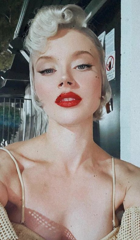 officiallymosh bonita modelo fotos