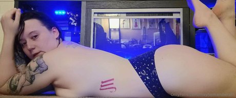 mayhemandwrath estrella porno hermosa imágenes